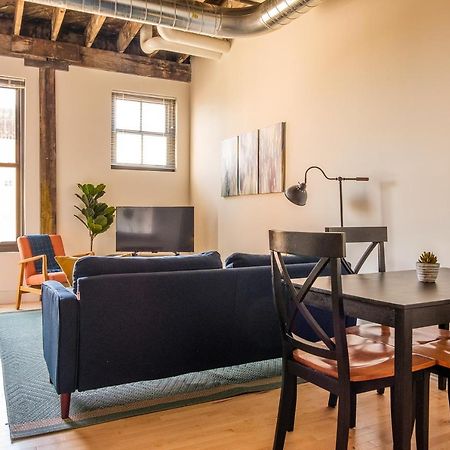 Frontdesk Maxwell Lofts Milwaukee Walker'S Point Apartment Luaran gambar