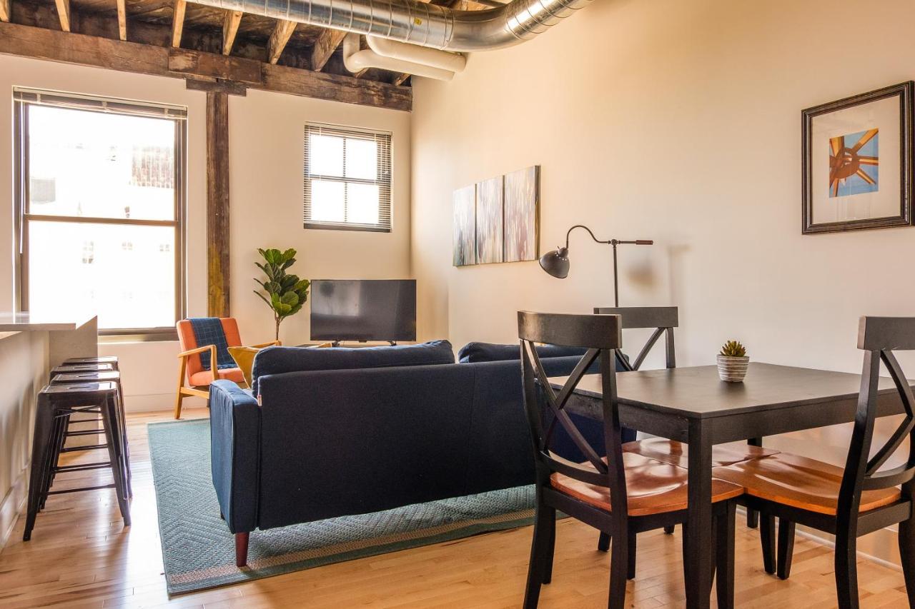 Frontdesk Maxwell Lofts Milwaukee Walker'S Point Apartment Luaran gambar